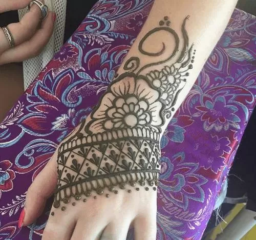 Best Floral Mehndi Designs (29)