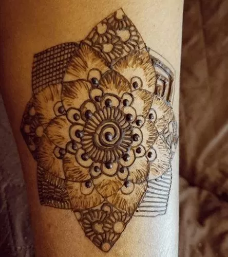 Best Leg Mehndi Designs (5)