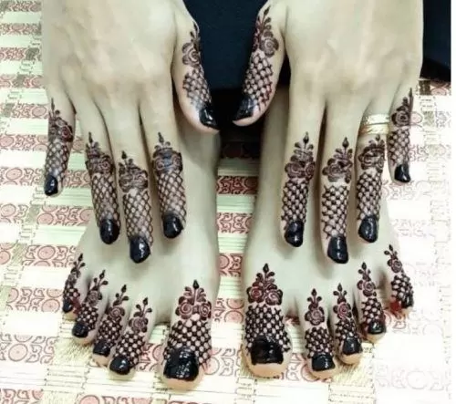 Best Mehndi Designs for Fingers (16)