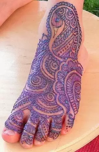 Best Glitter Mehndi Designs (15)