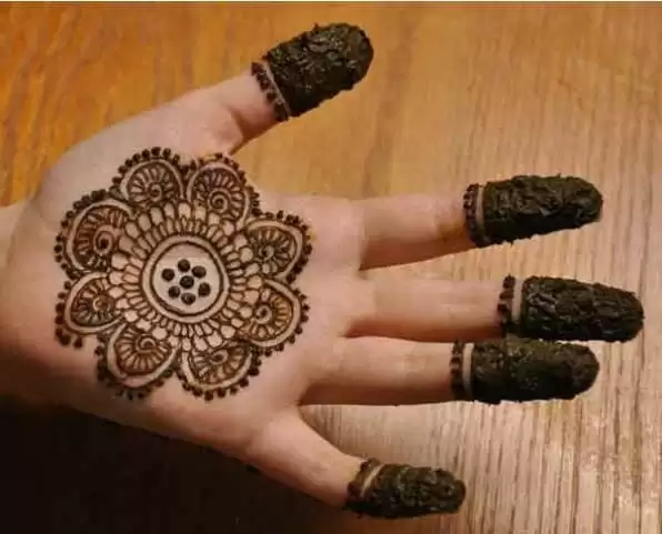 Mehndi Designs for Small Hands (8)