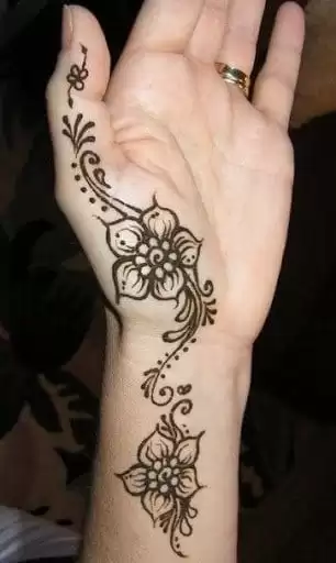 Mehndi Designs for Small Hands (7)