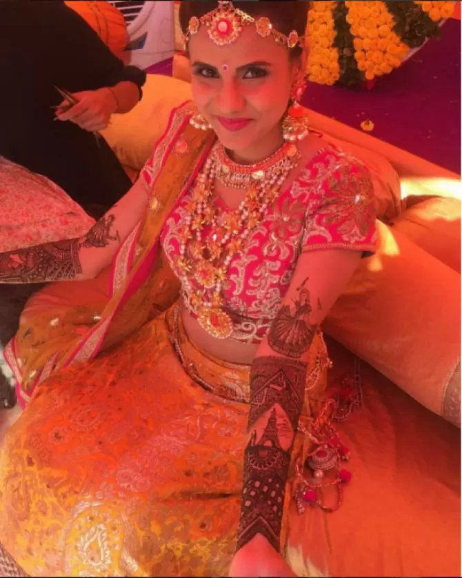 Celebrities Wedding Mehndi Designs (2)