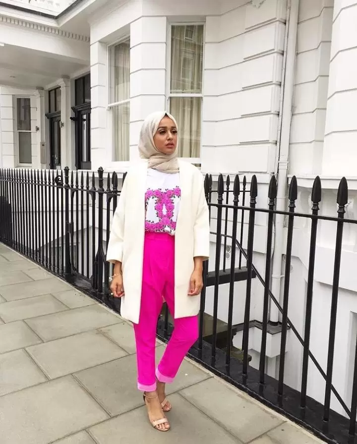 Stunning Outfits To Wear With Hijab (27)