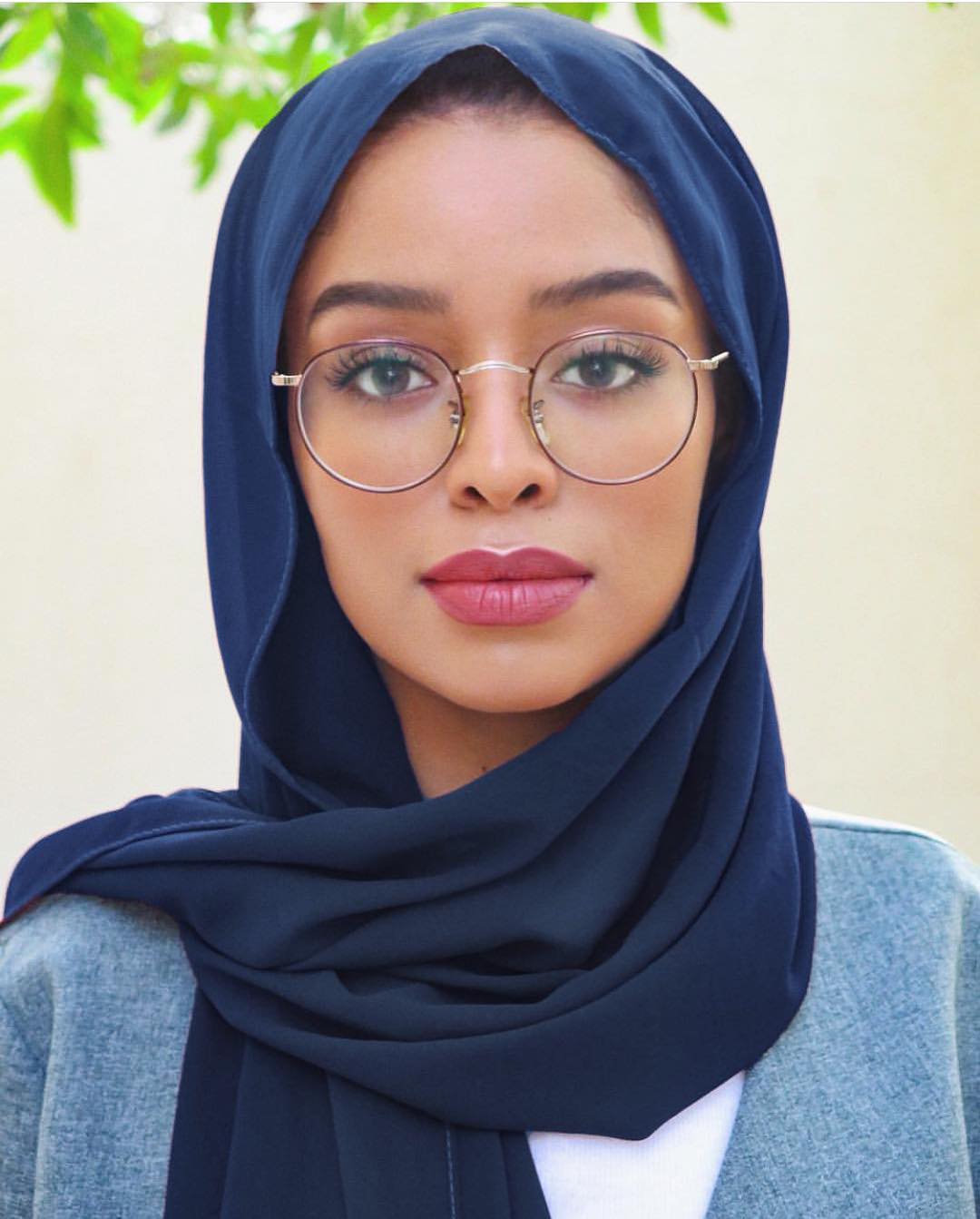 20 Tips On Choosing The Right Hijab For All Skin Tones