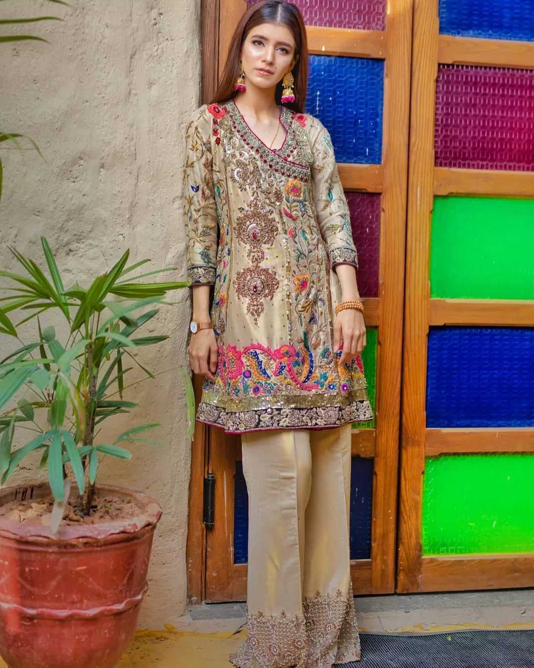 Shalwar Kameez Neck Designs for Girls (11)