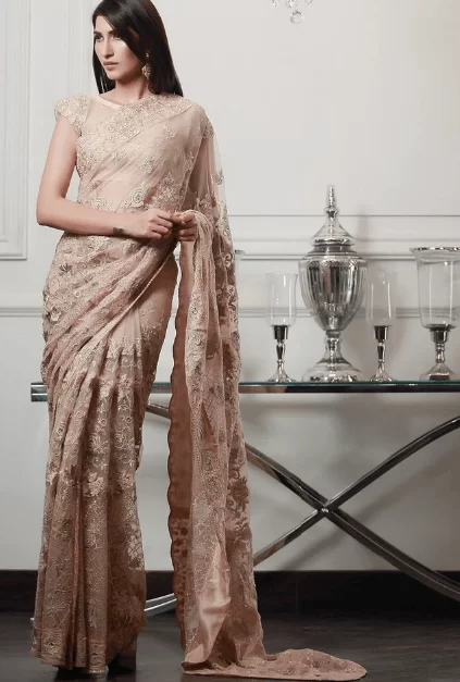 how to wear heavy saree