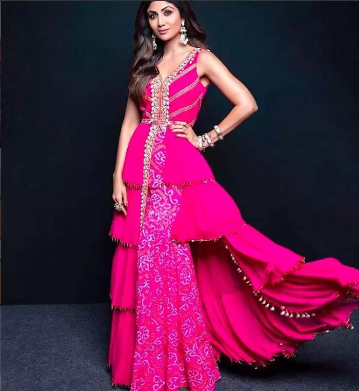 shikpa shetty pink