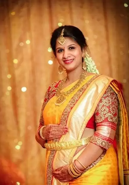 saree for pregnant women