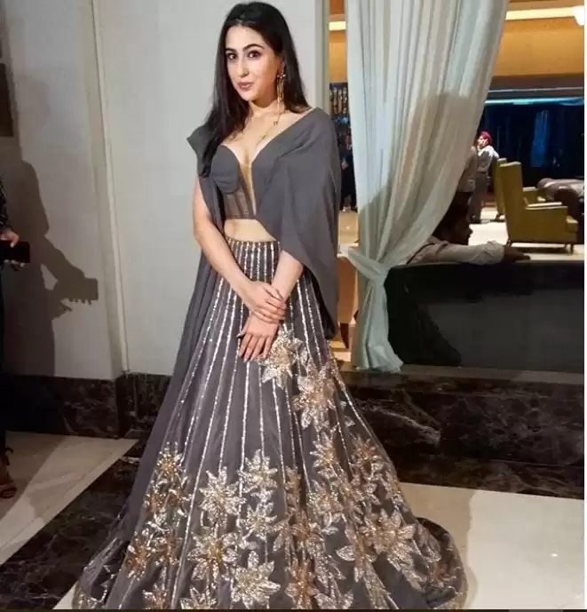 saraalikhan grey lehnga