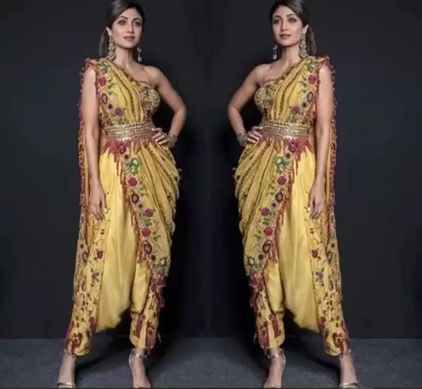 shilpa shetty yellow shoti saree