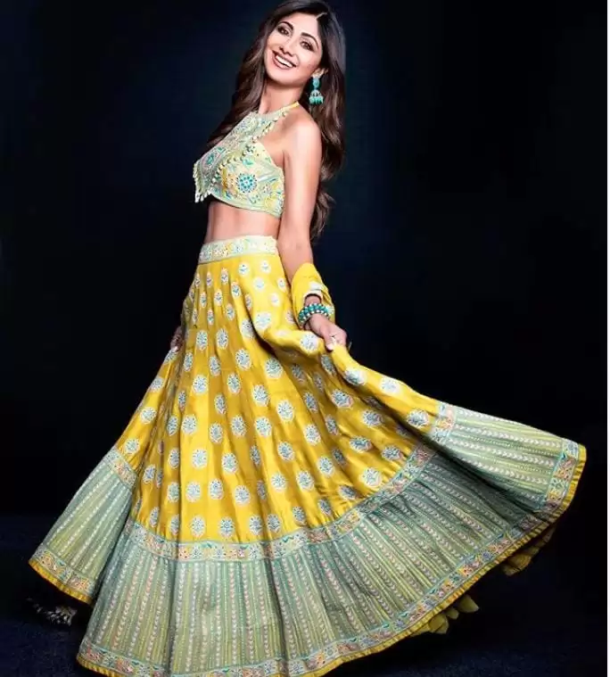 shilpa shetty yellow ghagra