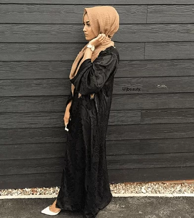 velvet abaya