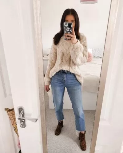 how to wear sweater with jeans for women