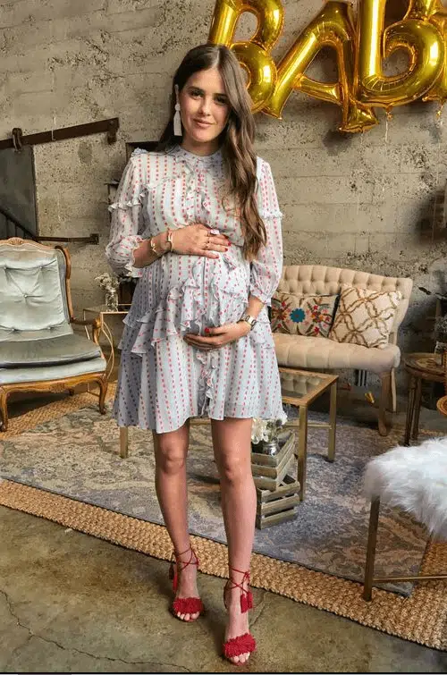 baby shower outfit ideas