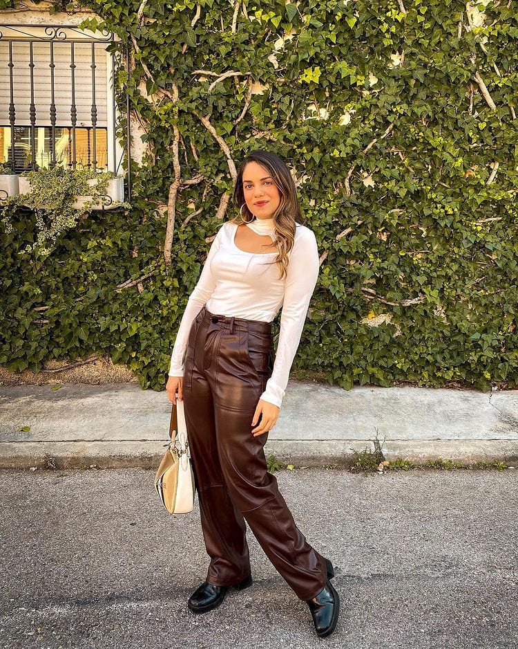 Choker Neck Blouse Outfits brown pants