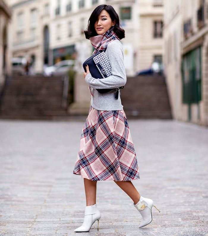 Beige blue outlet plaid skirt