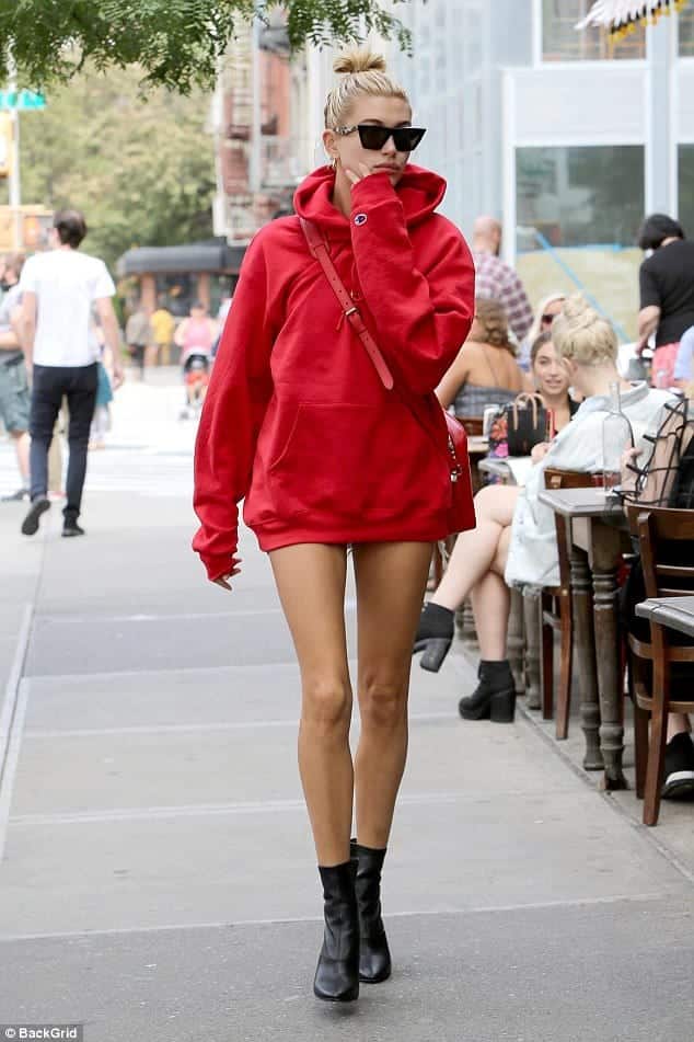 Cute oversized hot sale hoodies outfit