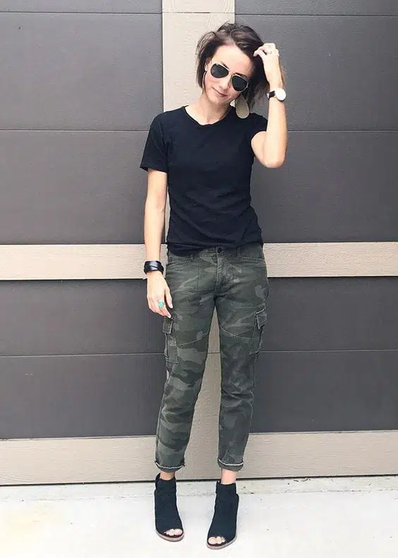 camo pants outfits for women