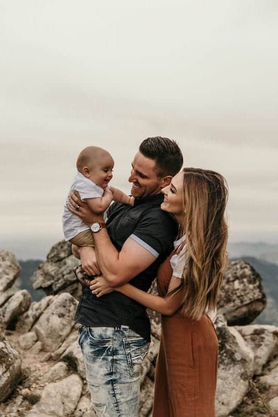 beach family photoshoot outfits