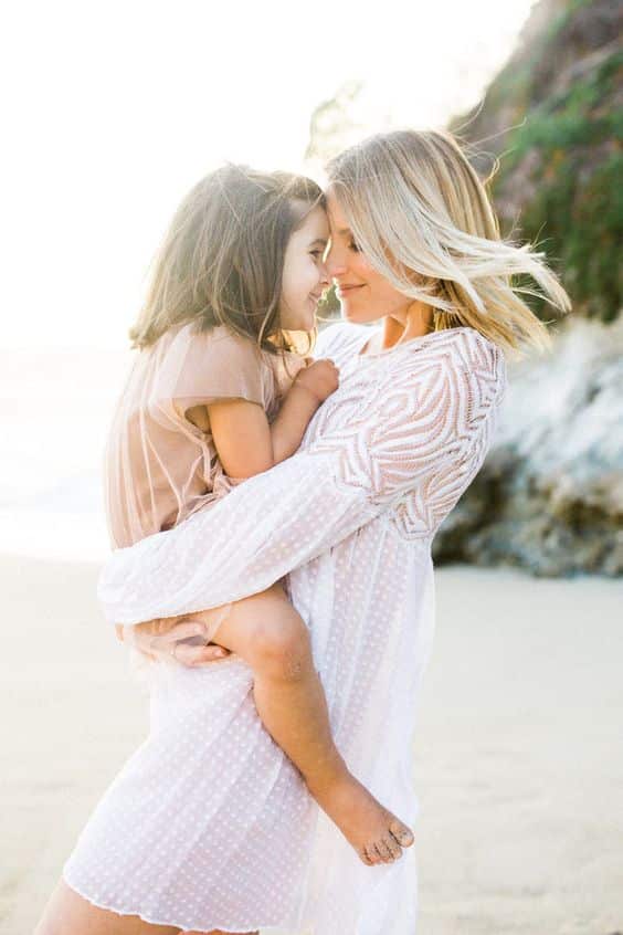 beach family photoshoot outfits