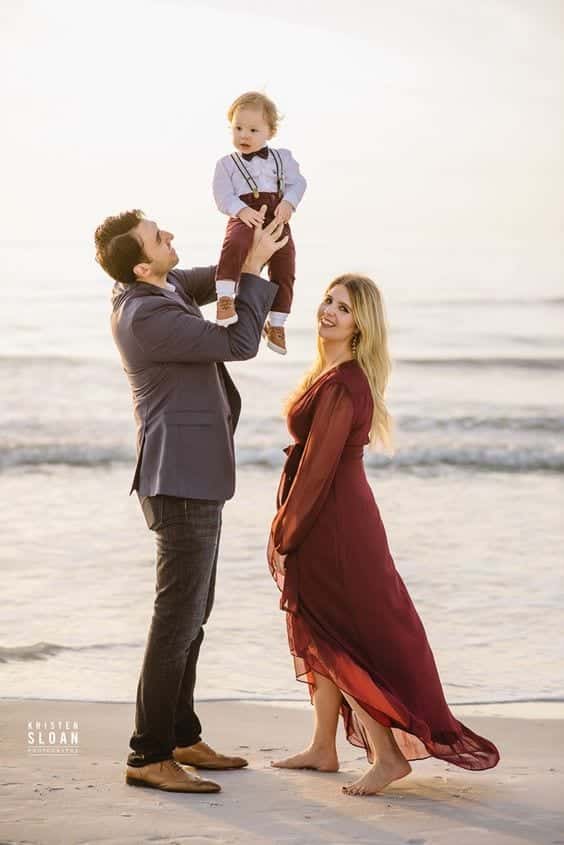 beach family photoshoot outfits