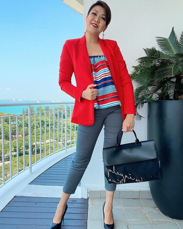 26 Best Casual Work Outfits with Jeans for Women to Wear