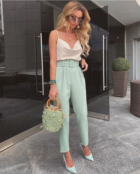 pleated trouser outfits for women