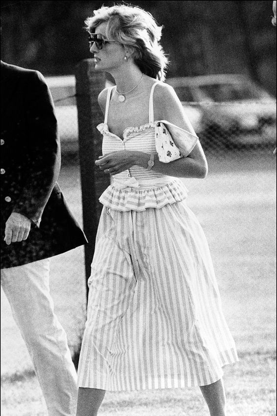 20 Best Princess Diana Casual Outfits Of All Time That We Love