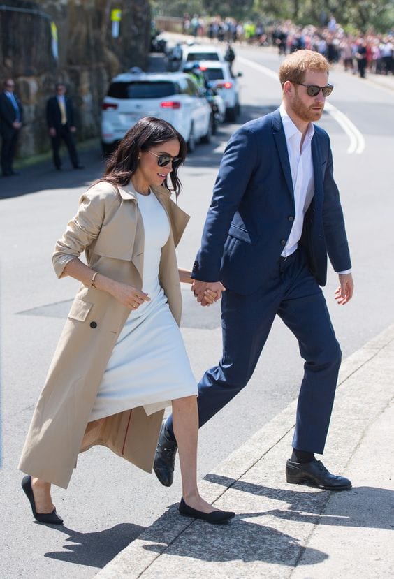 Meghan Markle travel outfits