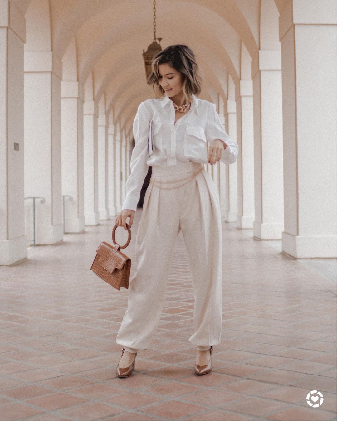 How to Wear Pleated Pants ? 52 Outfit Ideas & Styling Tips