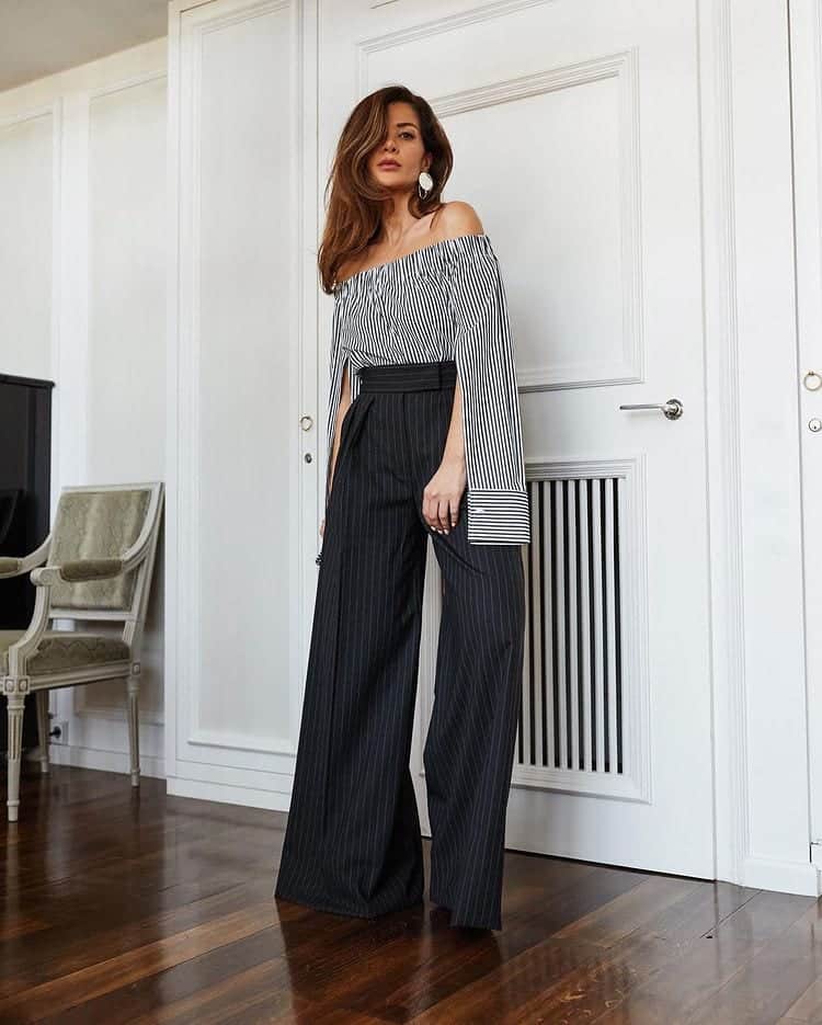 Ebba Pleated Palazzo Pants – J. Brooks Boutique