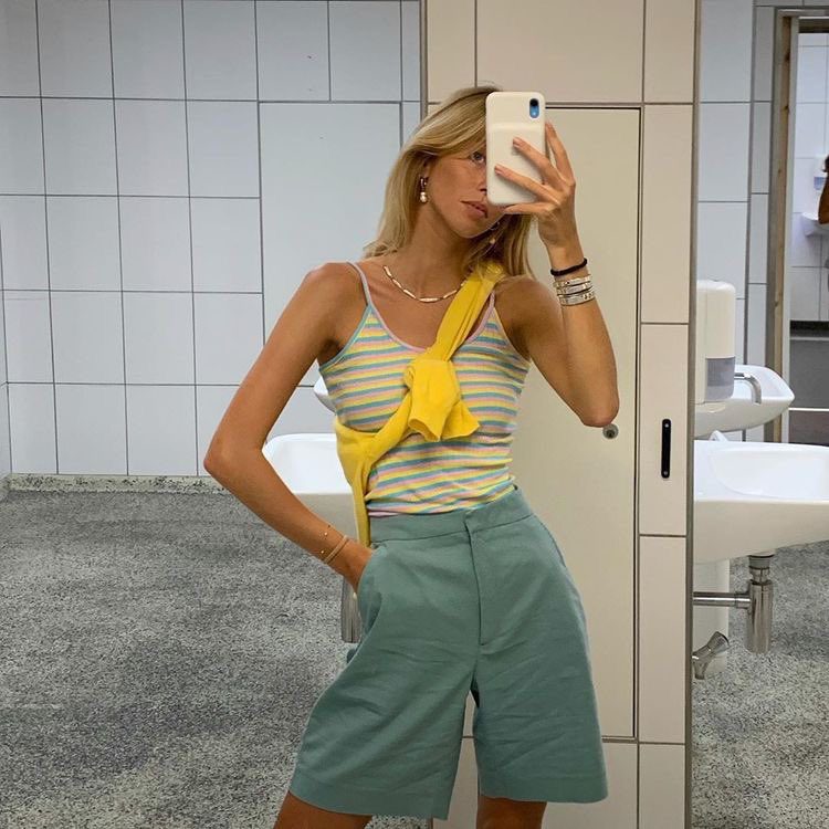 33 Cute Summer Camping Outfits for Women to Try in 2022