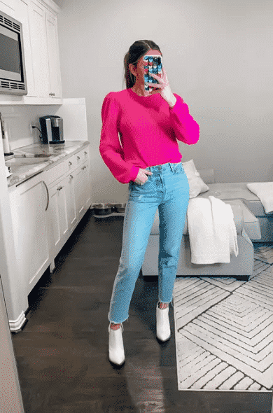 26 Best Casual Work Outfits with Jeans for Women to Wear