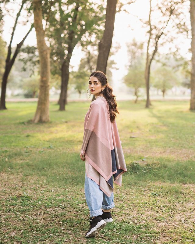 26 Best University Outfits for Pakistani Girls to Wear