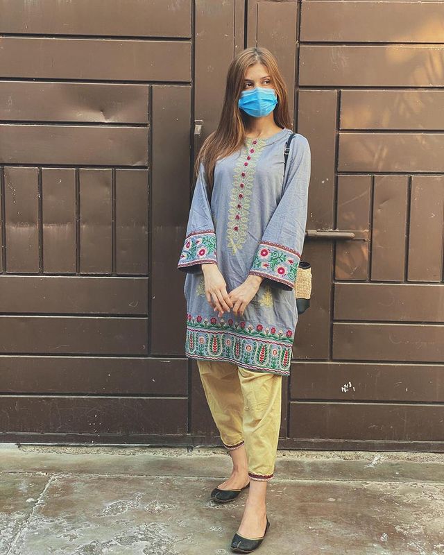 Pakistani Girl's University Outfits