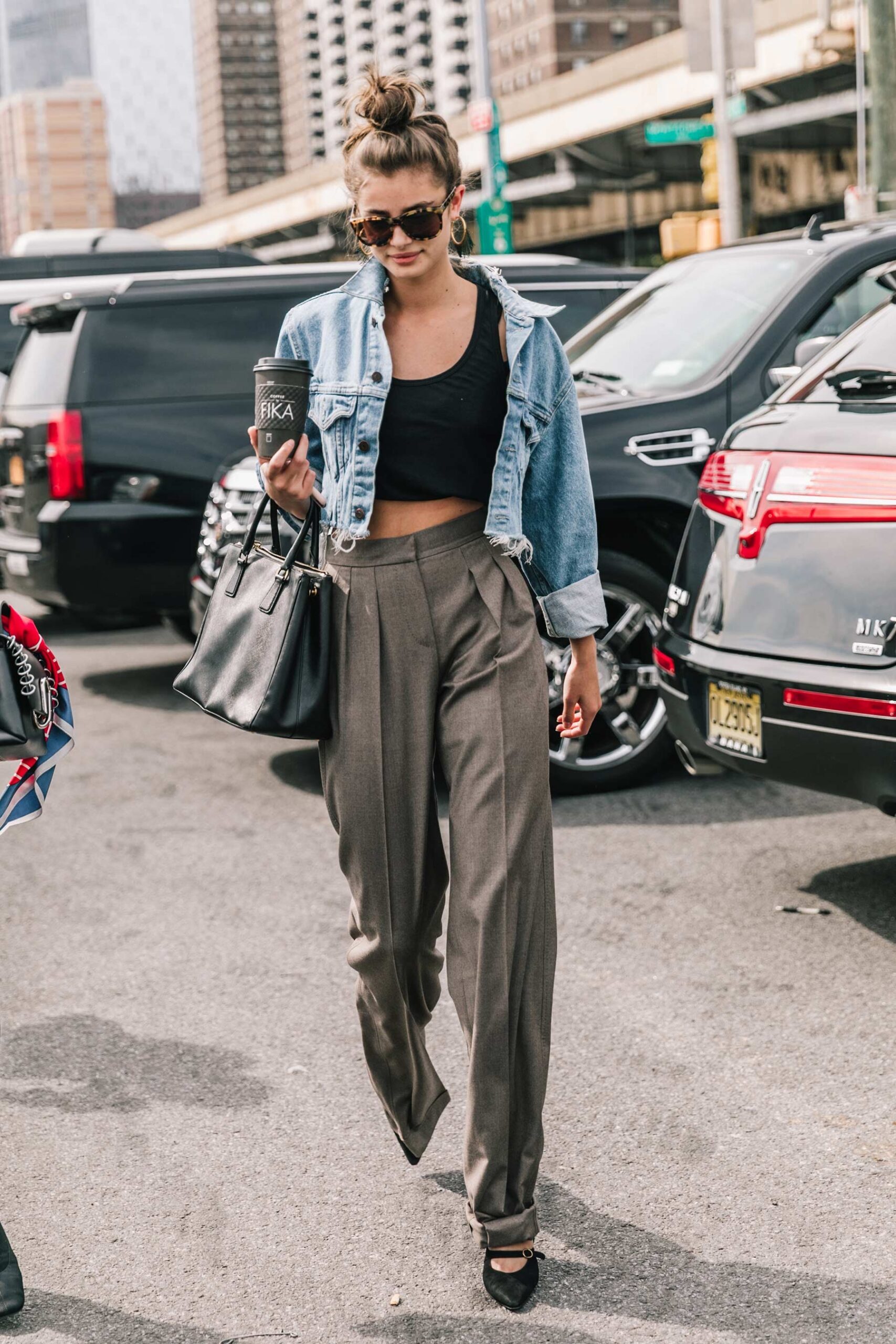 23 Ideas on How to Wear Dad Pants Outfits