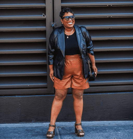 How to dress after 40 and still look hip? Style tips for women over 40