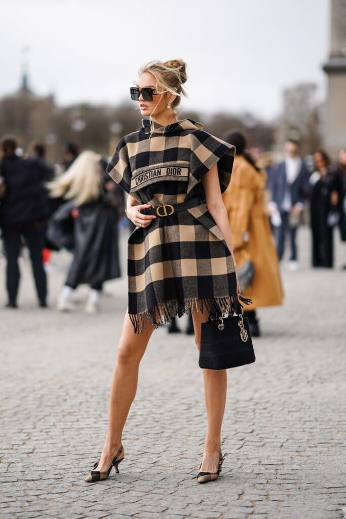 What to Wear in Rome? 37 Best Women's Winter Outfits