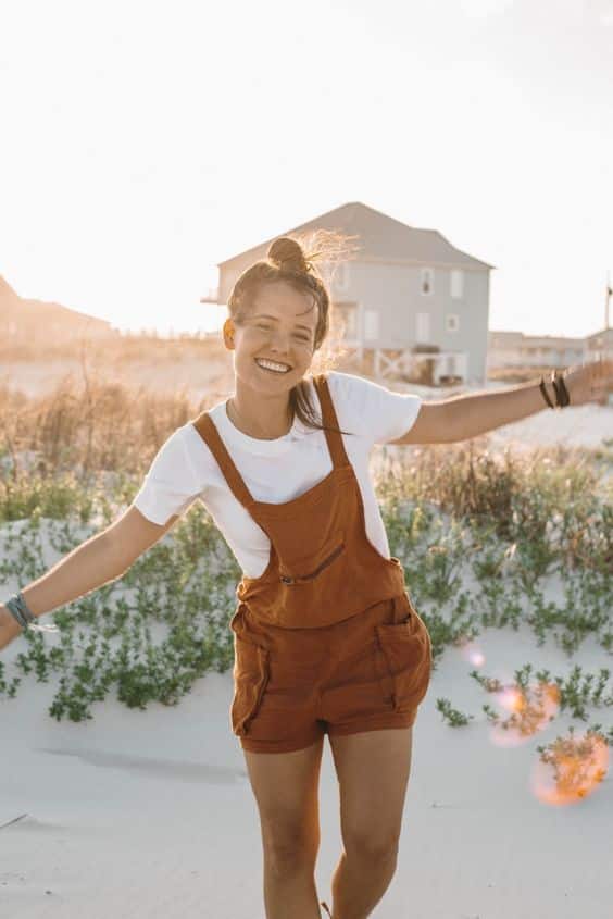 20 Cutest Summer Camping Outfits for Teen Girls to Wear 2022