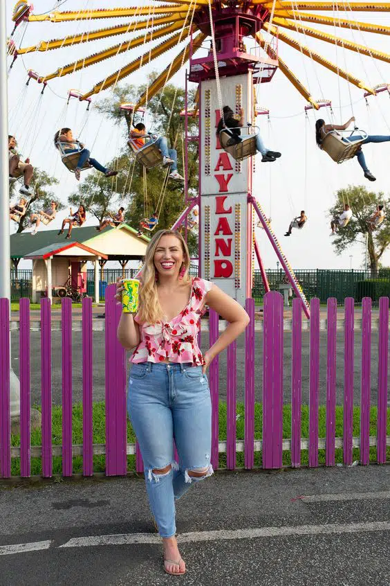 amusement park outfits