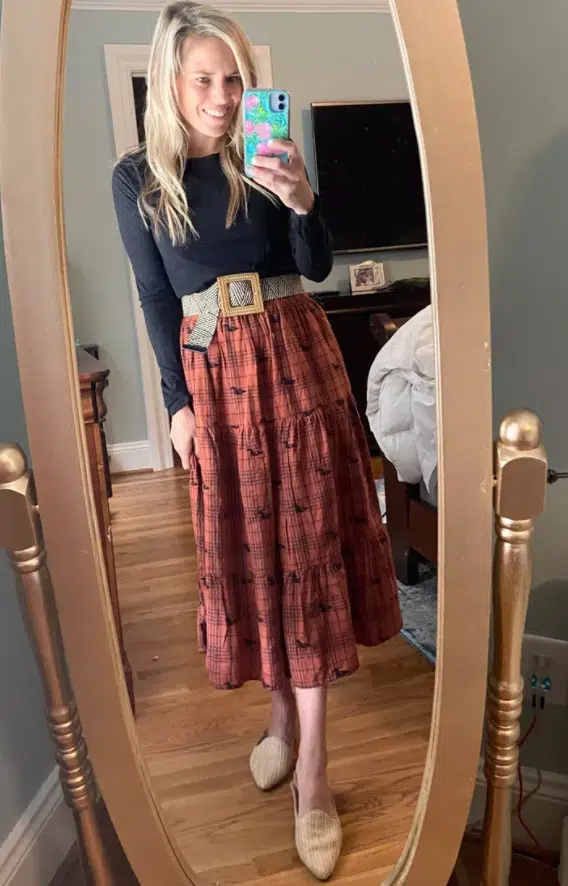 belts with skirts outfits