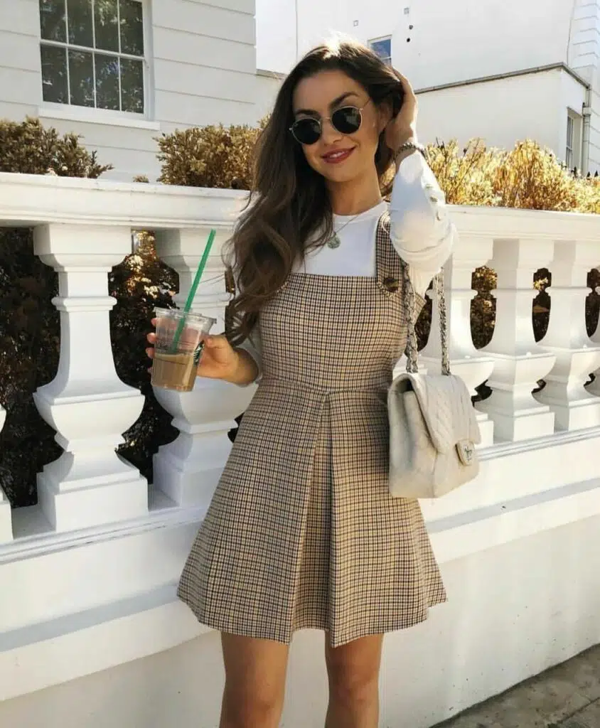 pinafore outfit