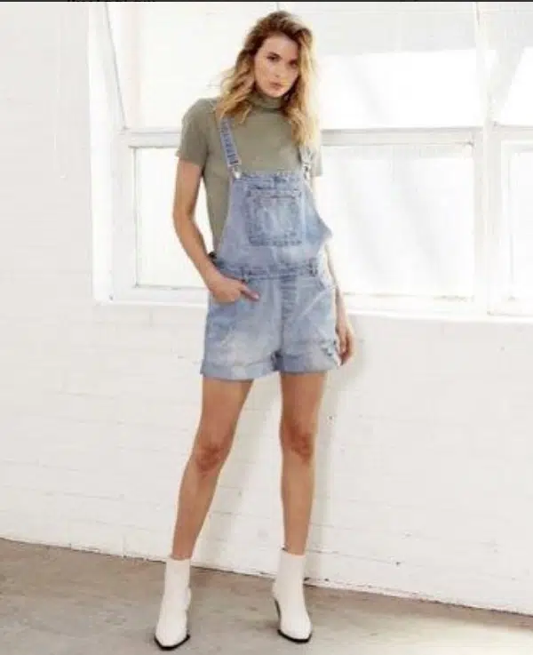 How To Wear Denim Overalls