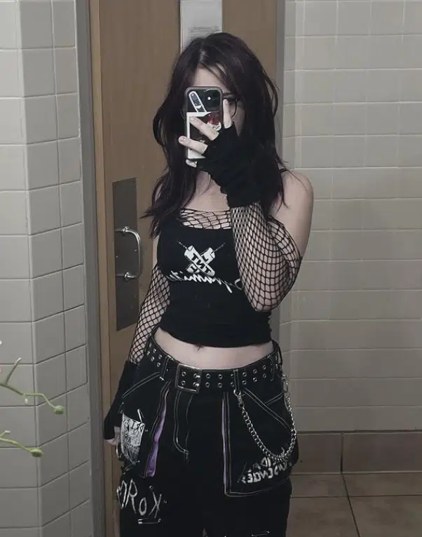 emo aesthetic outfit