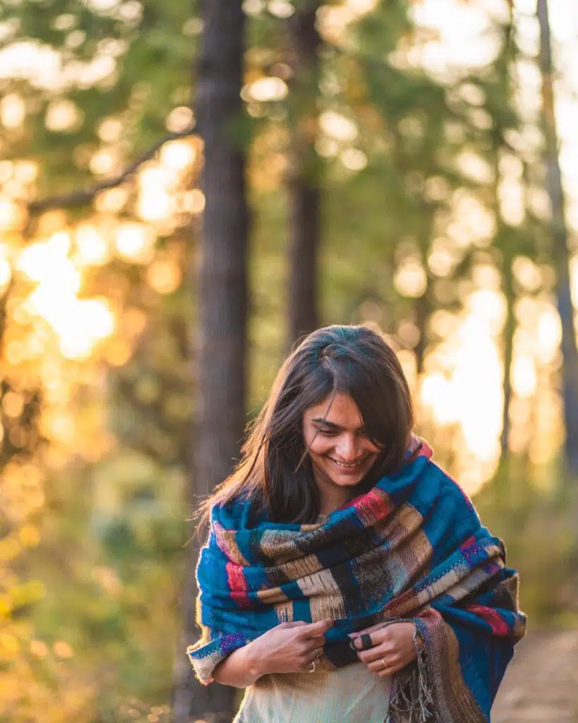 how to wear scarves in india