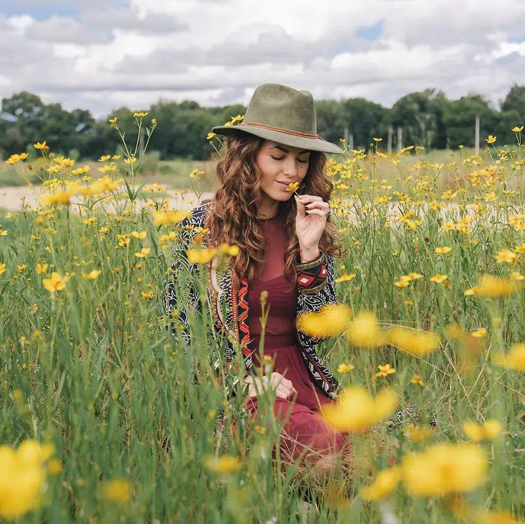 Model Off Duty Outfits with Blazers