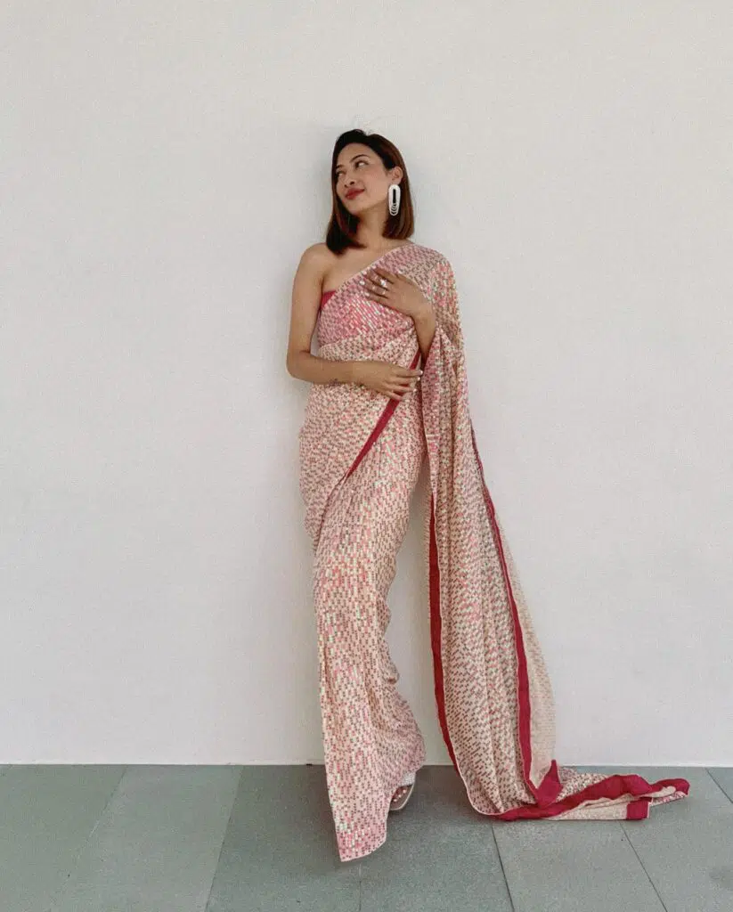 how to wear sarees with crop tops