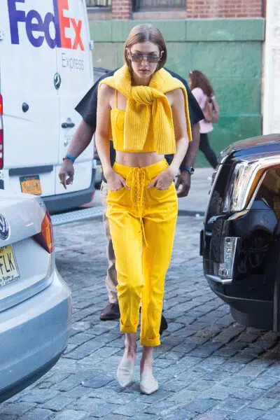 yellow outfits for women 