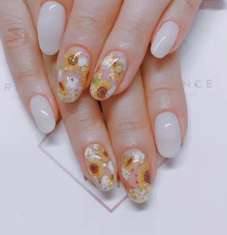 floral nail ideas